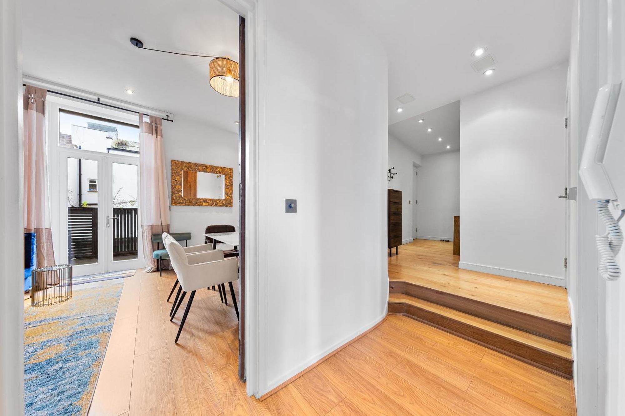 ロンドンDesigner Victorian Flat With Huge Terraceアパートメント エクステリア 写真